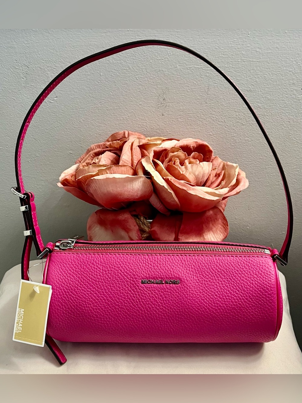 Michael Kors Pink Pebbled Leather Barrel Shoulder Bag - Picture 4 of 7